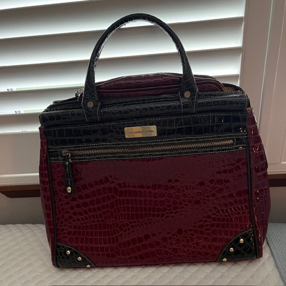 Samantha Brown Weekender Travel Bag Black/red Croco Embossed Dowel Tote